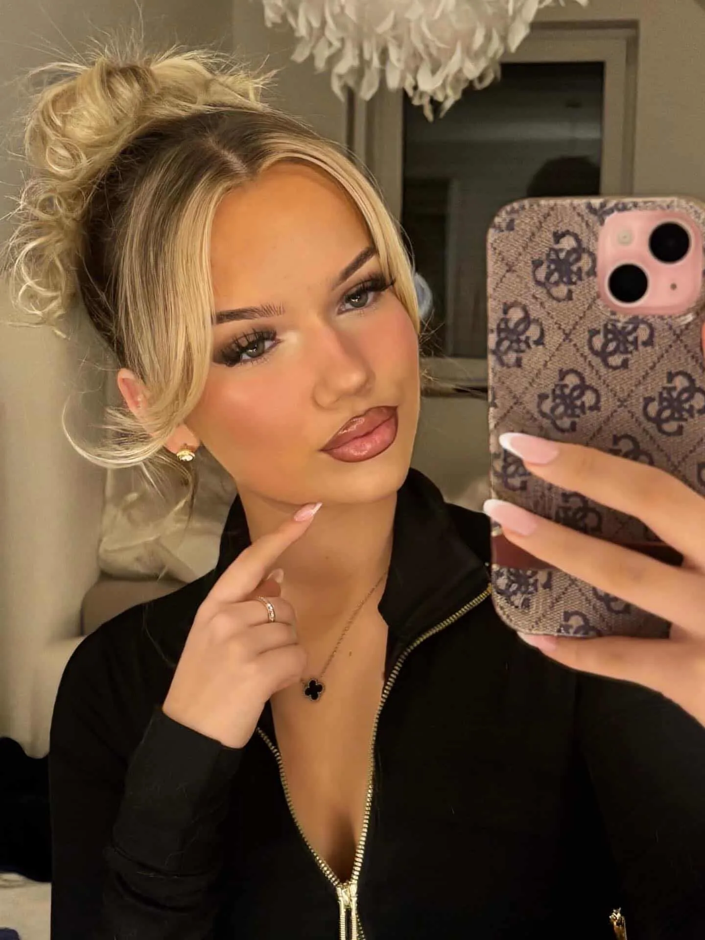 Lashessaera 2